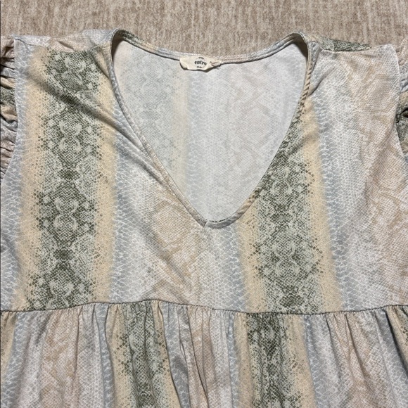 Entro Multicolor Ruffle Sleeve Blouse - Picture 2 of 4